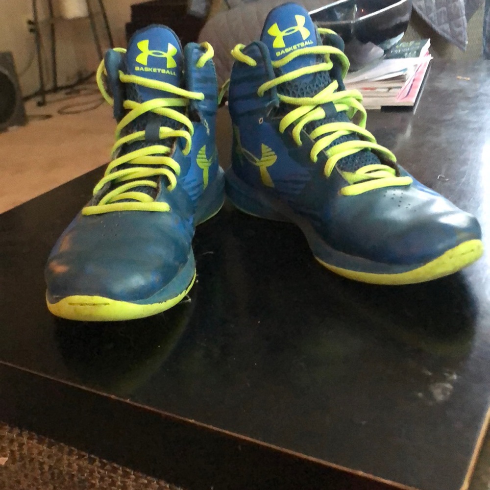 under armour basketball shoes